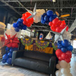 balloon arch red white and blue